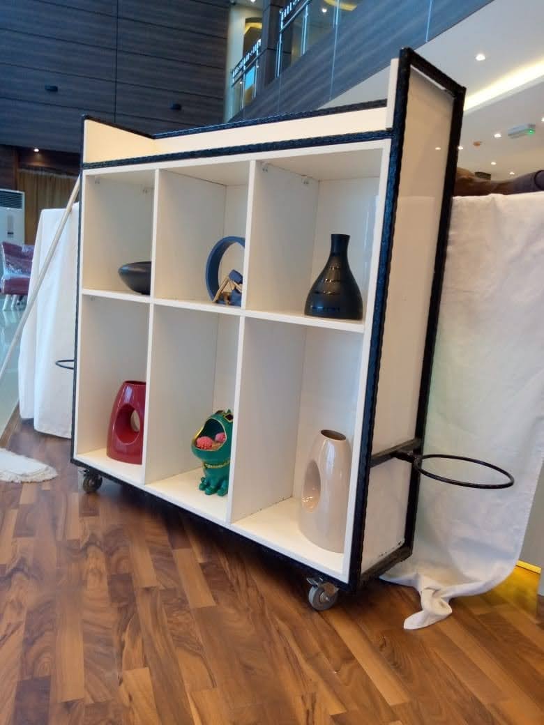 bookshelf_image1